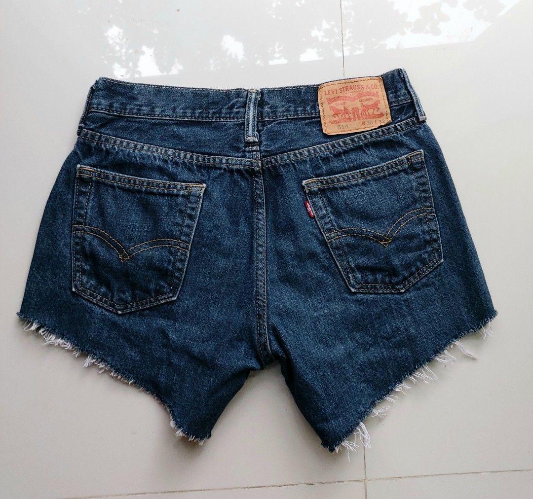 Levis 514 short Women s Fashion Bottoms Shorts on Carousell