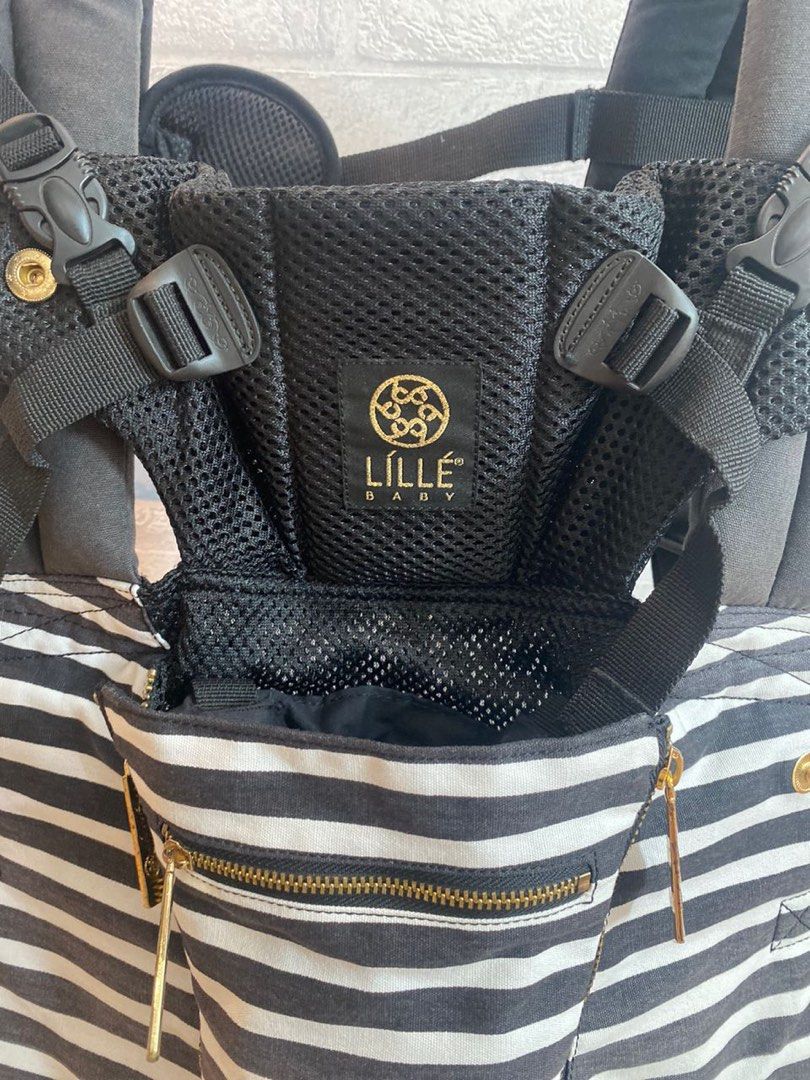 Lillebaby black hotsell and white stripe