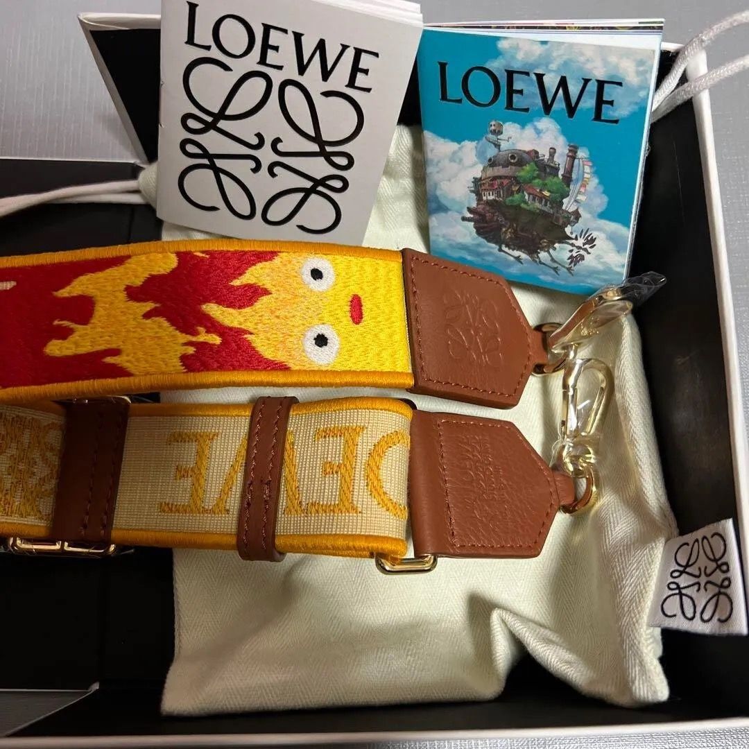 有賣家用過扮全新全新有膠紙有單LOEWE x Howl's Moving Castle