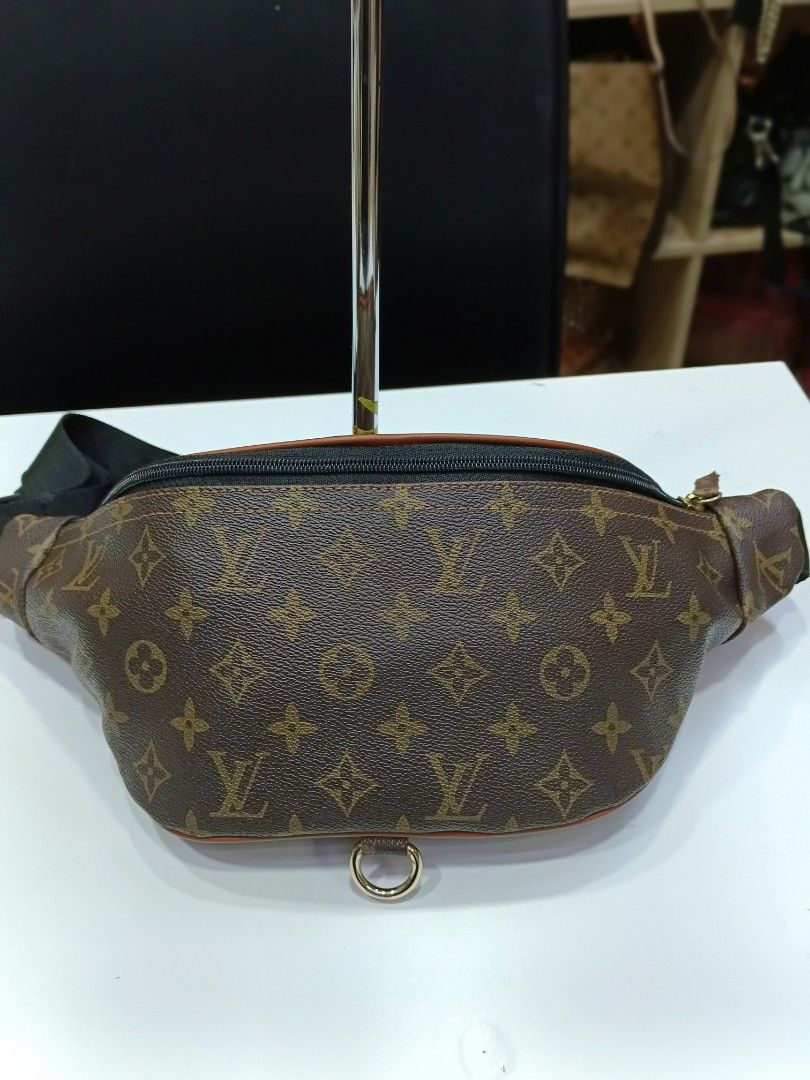 Louis Vuitton Toupie, Women's Fashion, Bags & Wallets, Cross-body Bags on  Carousell