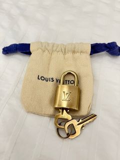 LOUIS VUITTON Brass Gold Padlock with Matching Key (LV Lock Number 314)