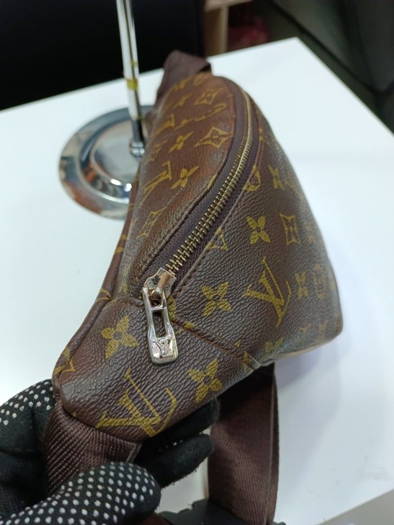 LV Monogram Pouch Bag Luxury Bags Wallets on Carousell