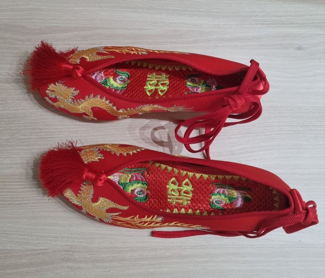 Red traditional clearance wedding attire