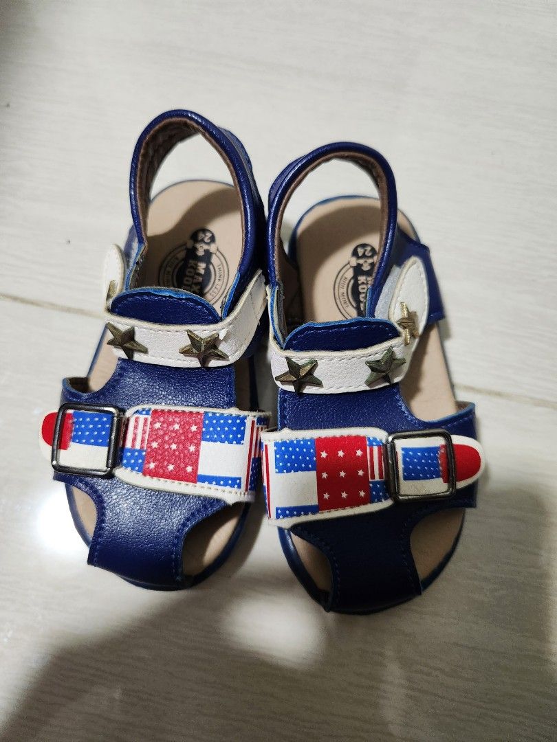 Max kool sandals