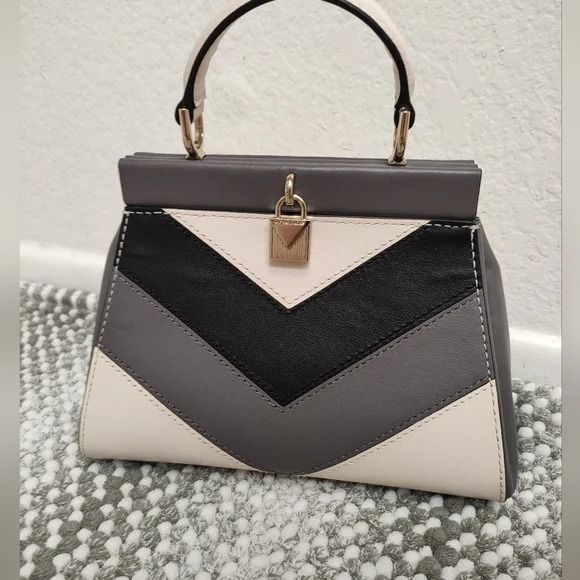 Gramercy small pebbled leather frame 2025 satchel