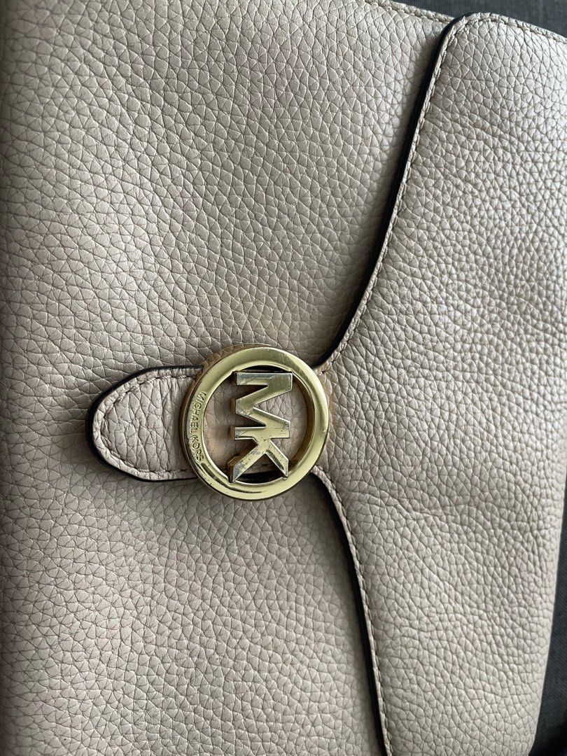 Mk vanna crossbody hot sale