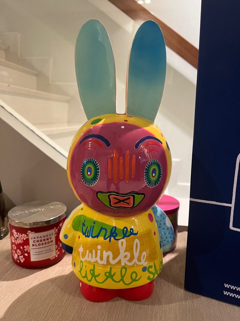 Miffy Limited Edition - art parade, Hobbies & Toys