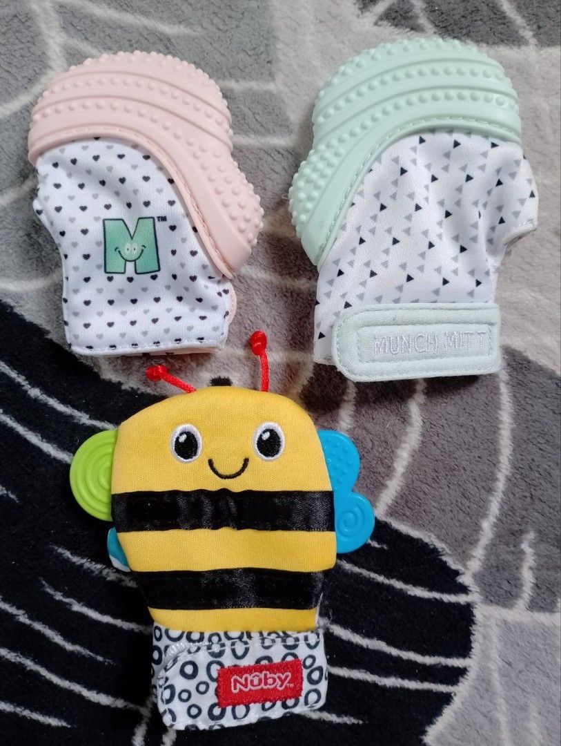 Teething sale mittens mothercare