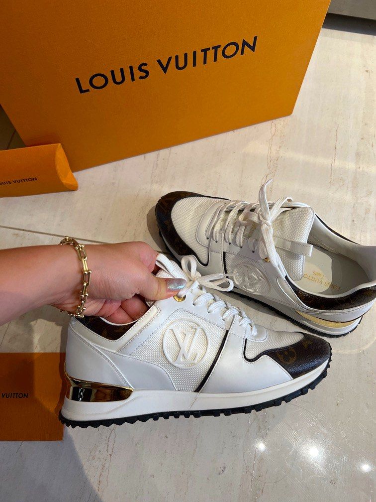 Vuitton run away sneaker sale