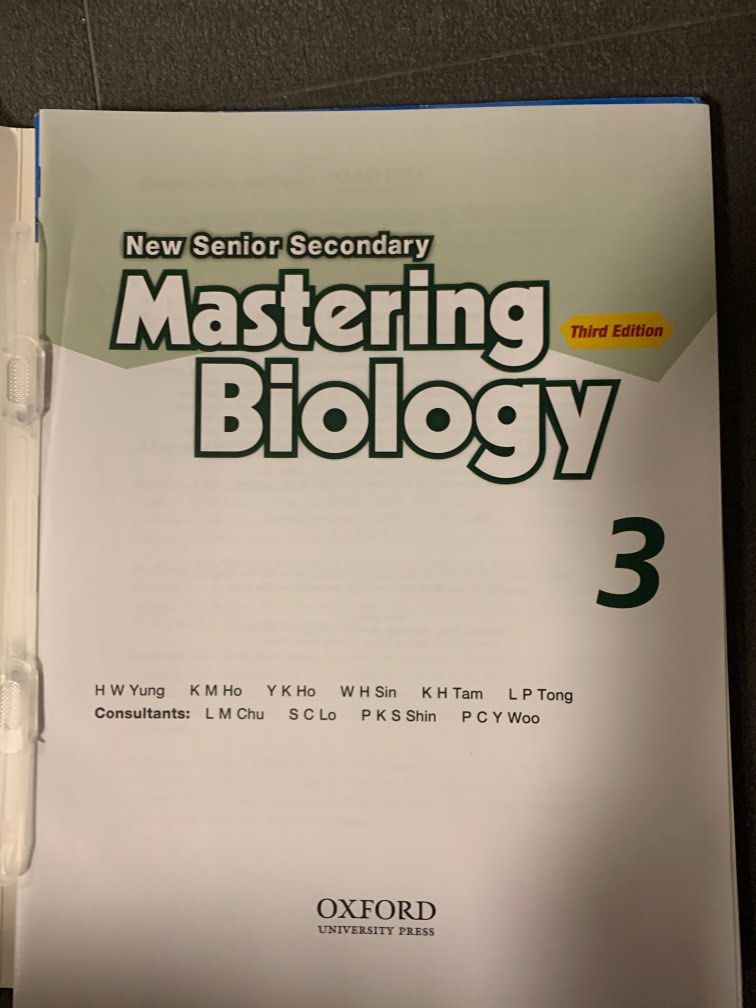 （全新）New Senior Secondary Mastering Biology 3 third edition, 興趣及遊戲, 書本 ...