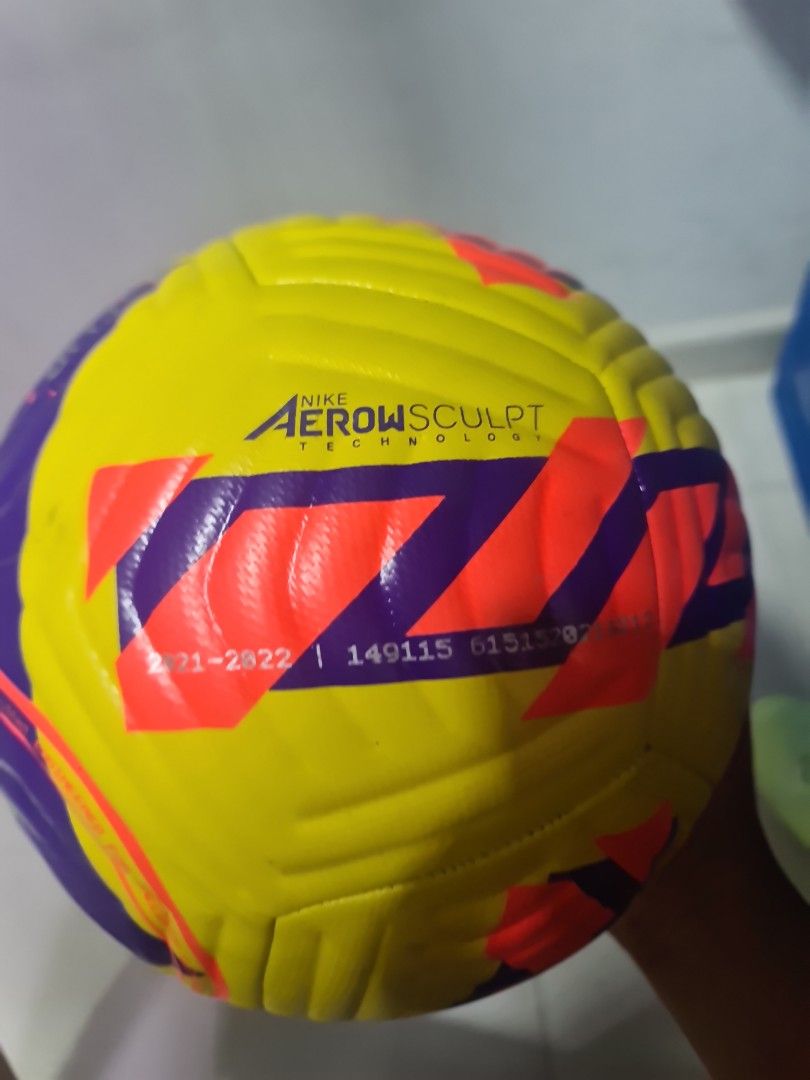 aerowsculpt football