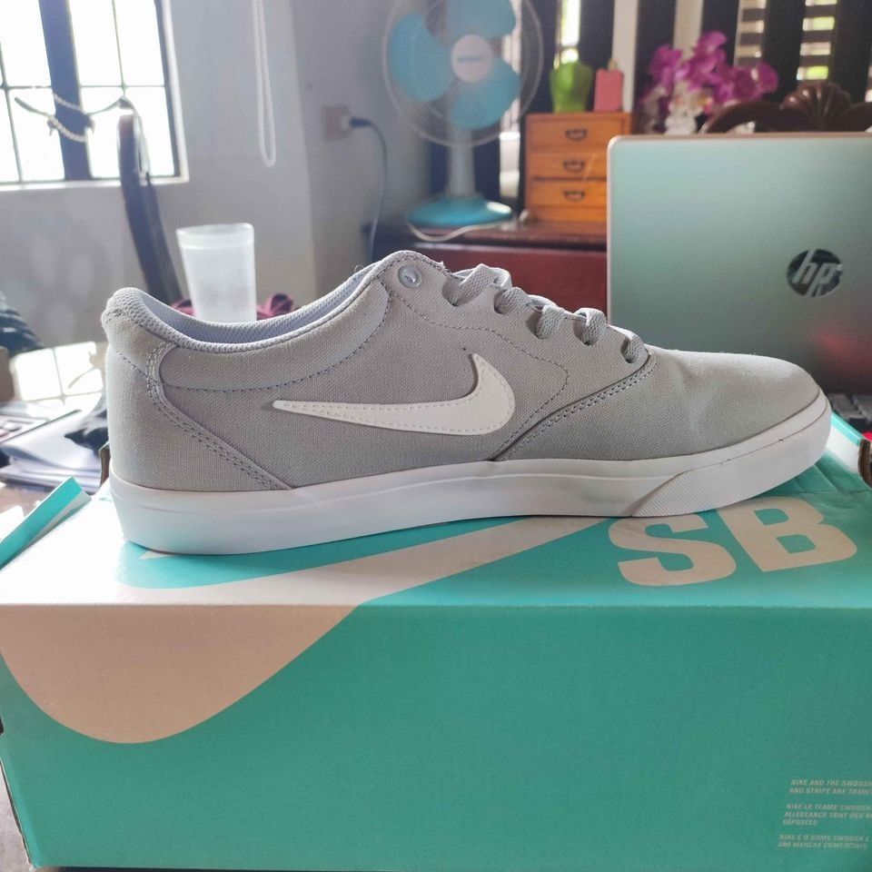 sb charge canvas