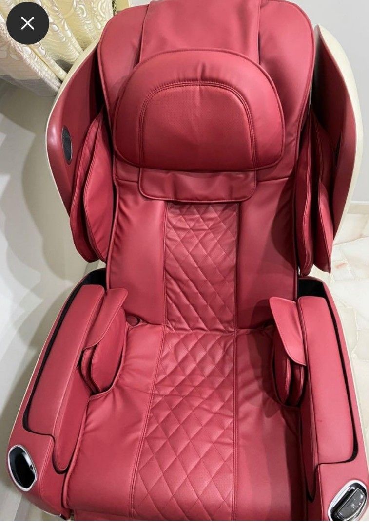 Osim uLove Massage Chair, Health & Nutrition, Massage Devices on Carousell