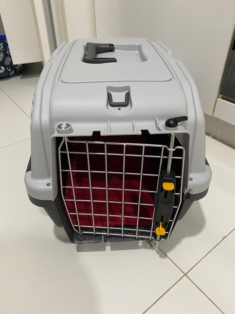 Pet Carrier Skudo 1, Pet Supplies, Homes & Other Pet Accessories on