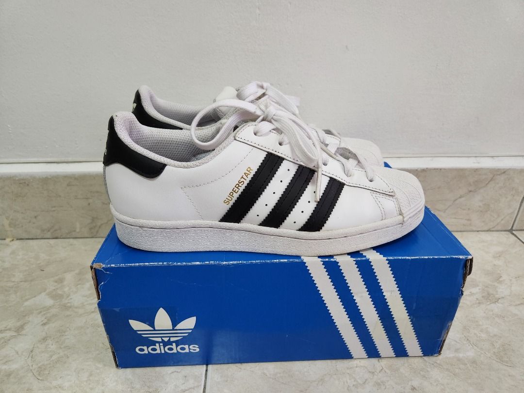 Adidas superstar junior black hotsell