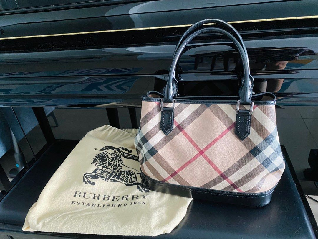 Discount burberry handbags sales authentic