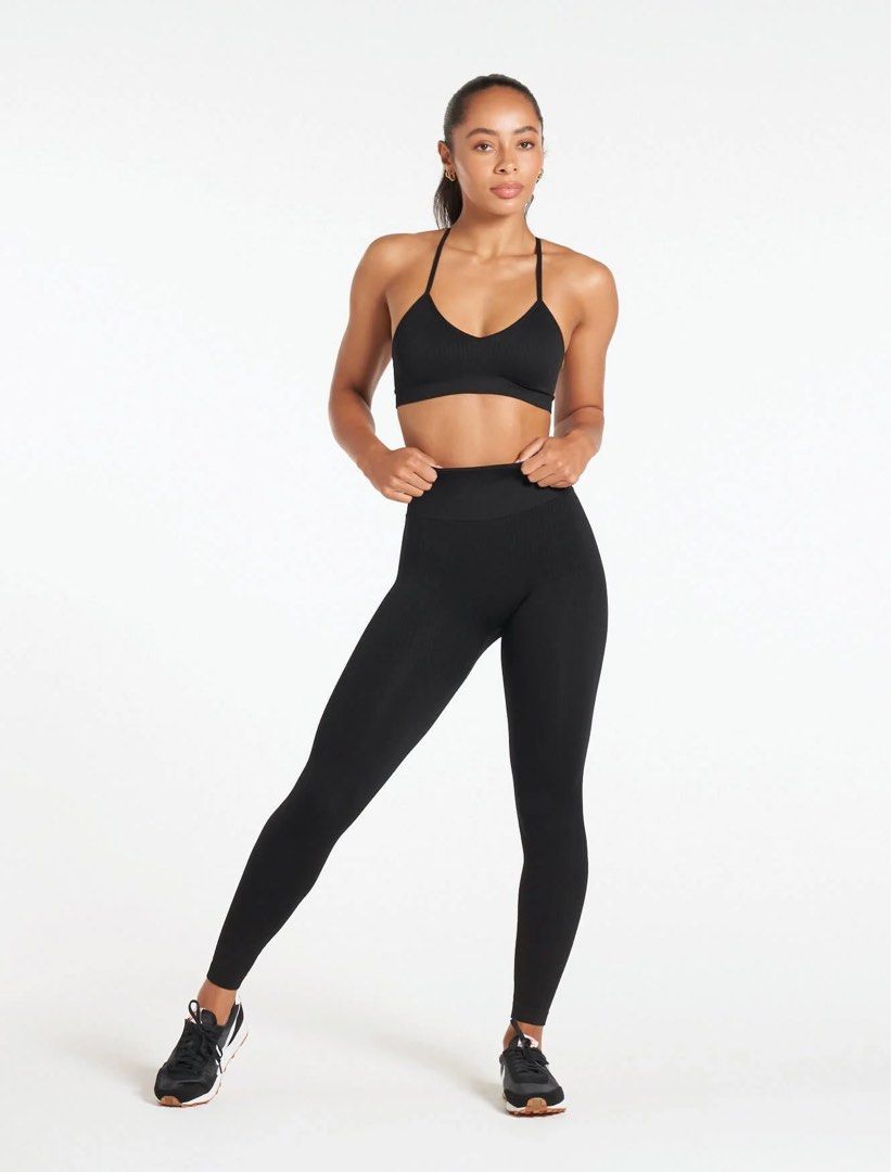 Pursue Fitness  GymSet in Black, Women's Fashion, Activewear on Carousell