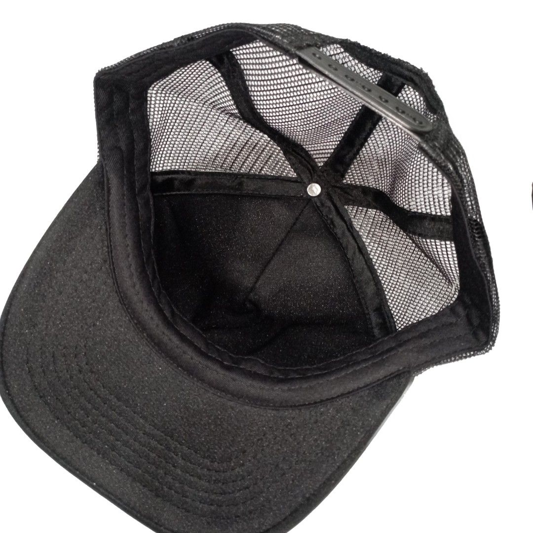 Random Statement Truckerhat (Category: Caps & Hats) located in Quezon City. Submitted by stashbyharun (Listing ID 1244114413, Image 3). Description: .