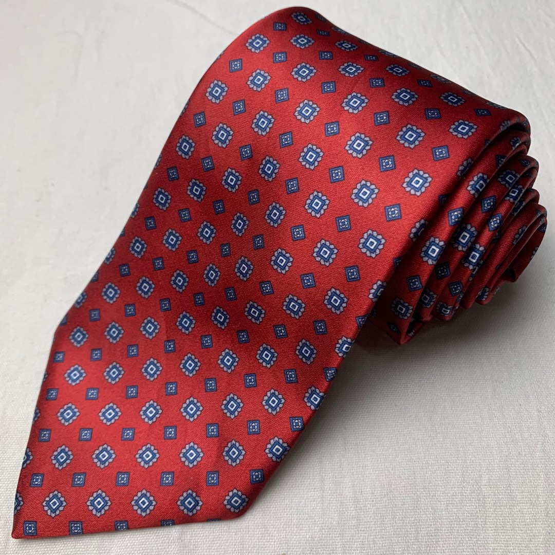 Red Pattern Necktie, Men's Fashion, Watches & Accessories, Ties on ...