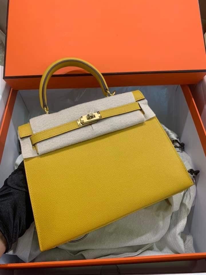 Sale Hermes kelly size 25cm Luxury Bags Wallets on Carousell