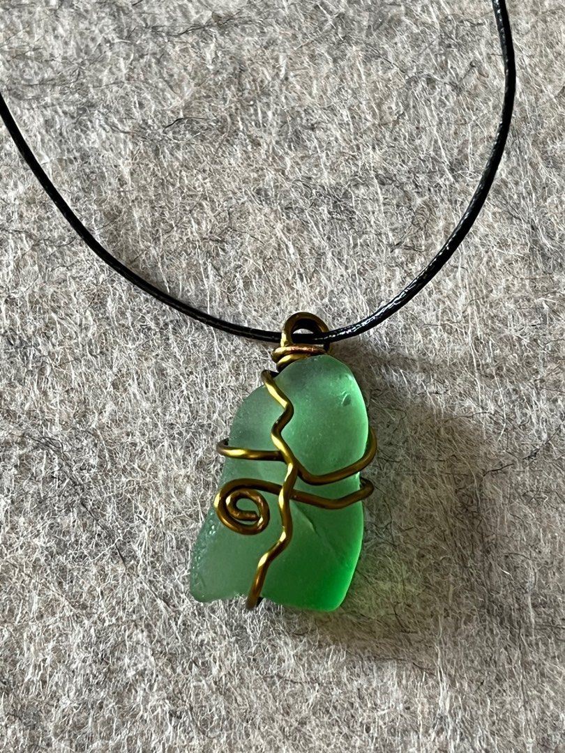 Glass pendant necklace cheap