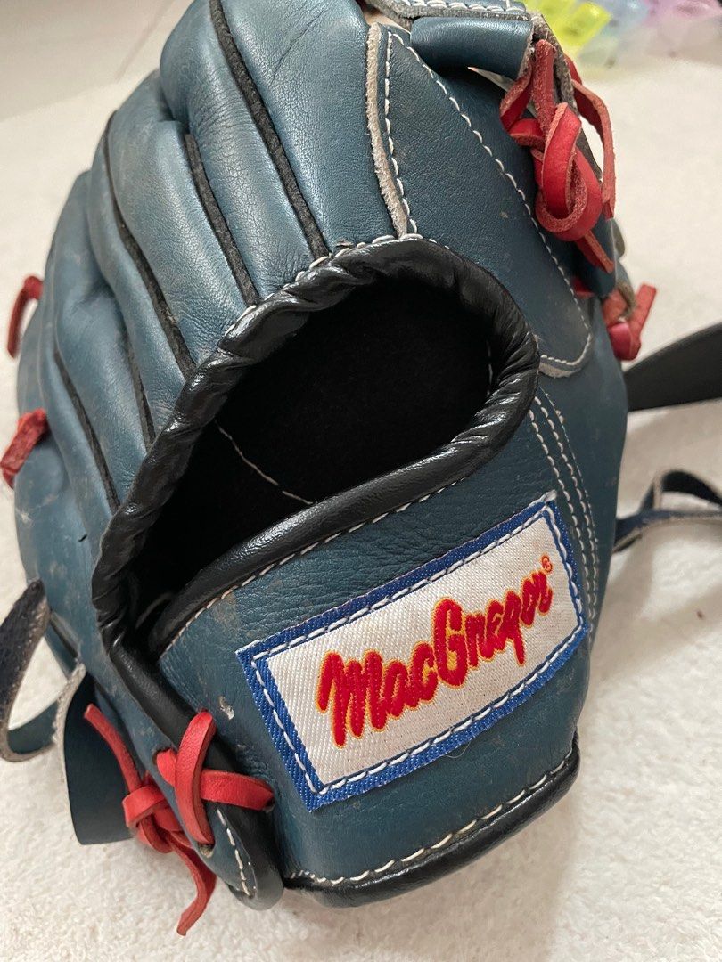 Macgregor discount softball glove