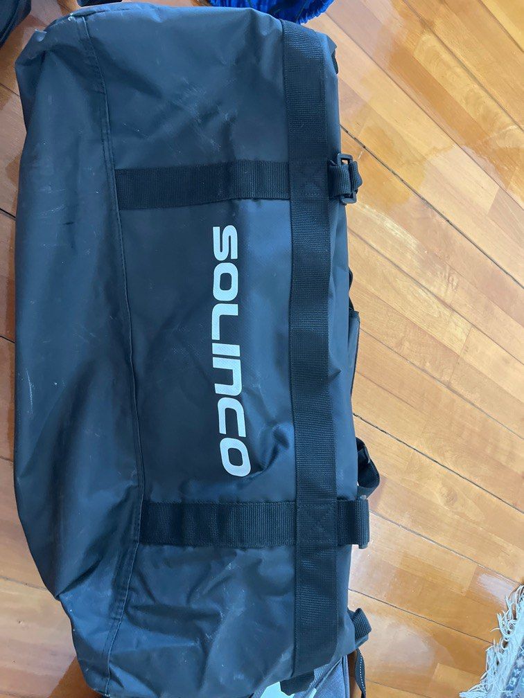Solinco tennis duffel bag, 運動產品, 運動與體育, 運動與體育 球拍和球類運動 Carousell