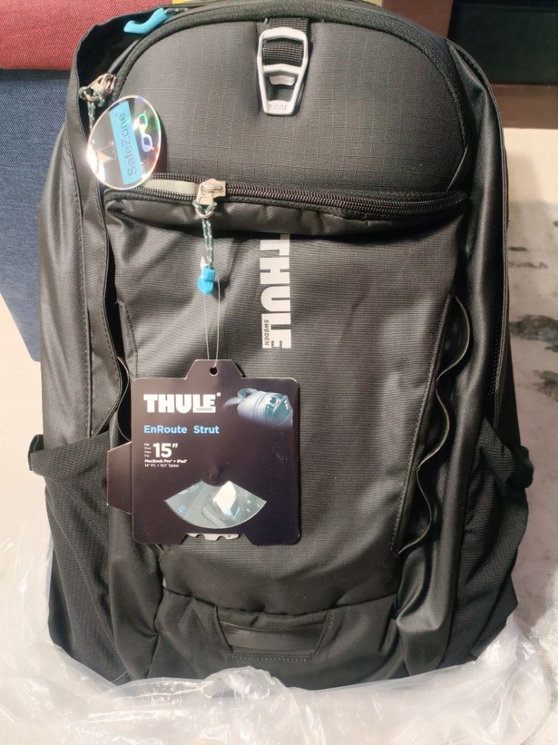 Thule Enroute Strut backpack, Men's Fashion, Bags, Backpacks on Carousell