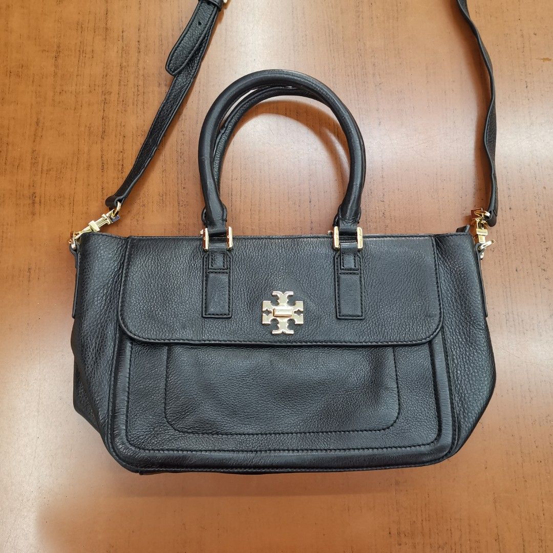 TORY BURCH BLACK SAFFIANO CROSSBODY BAG, Luxury, Bags & Wallets on Carousell