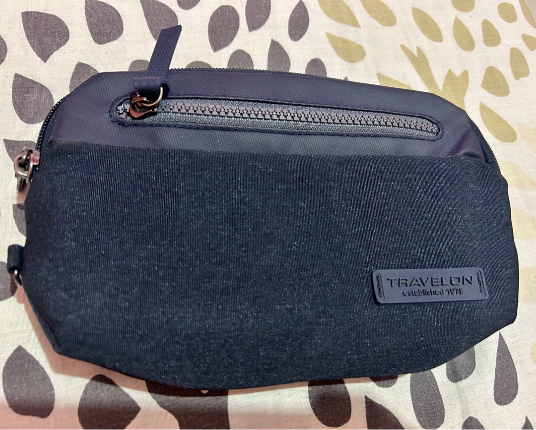 Travelon Antitheft Metro Convertible Small Crossbody, Men's Fashion