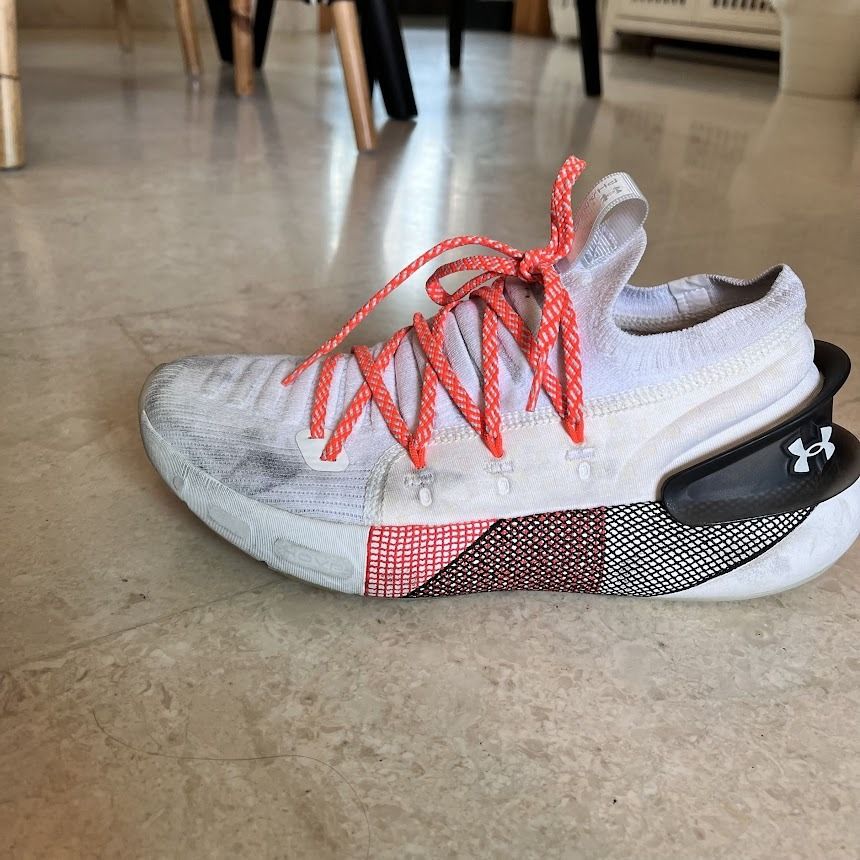Under armour on sale hovr silk