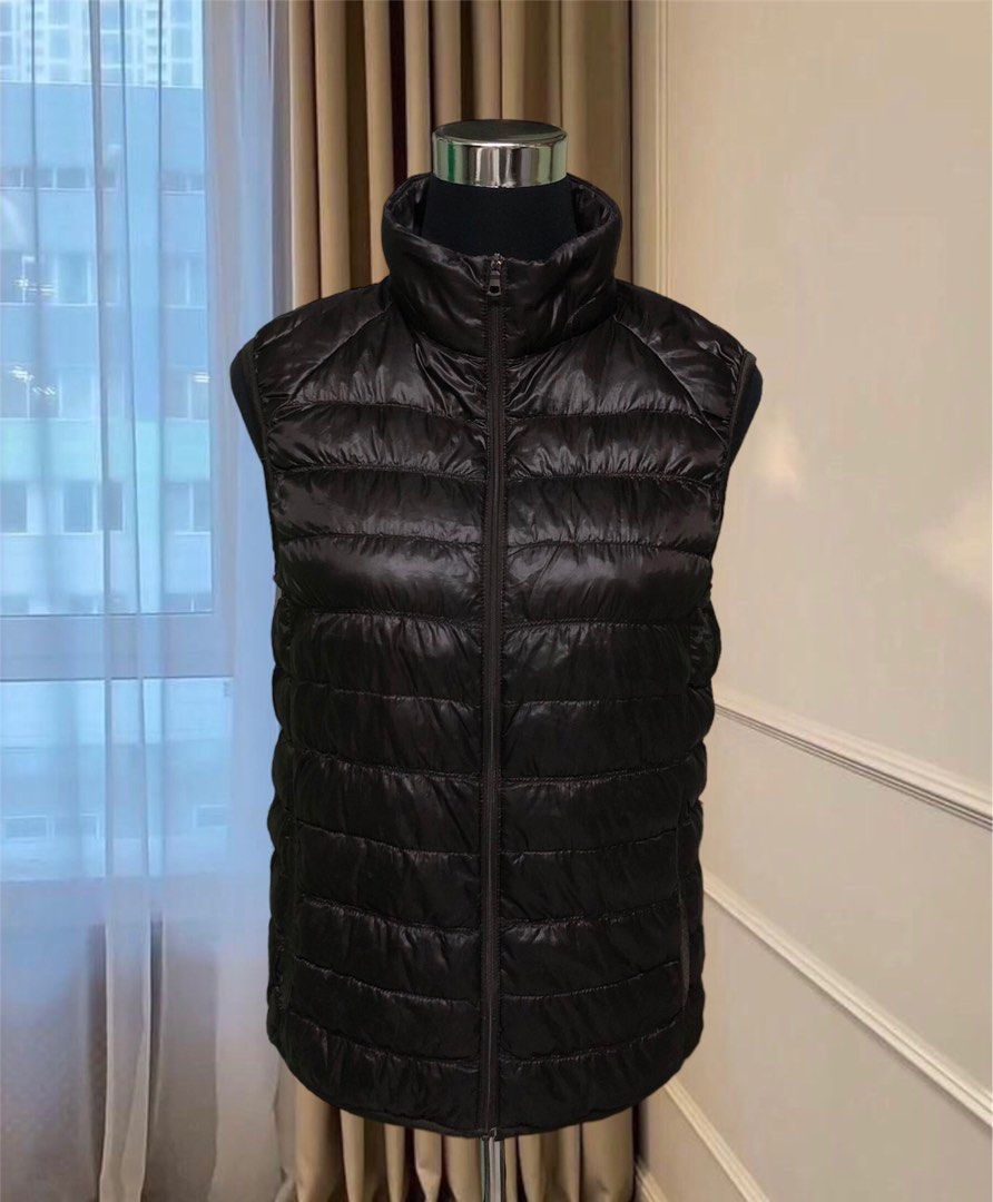 Uniqlo puffer vest on Carousell