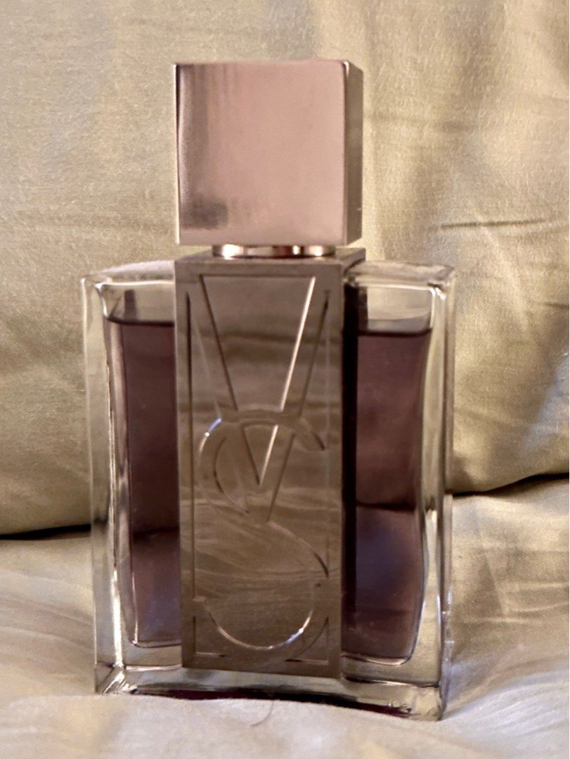 Victorias secret store very sexy platinum