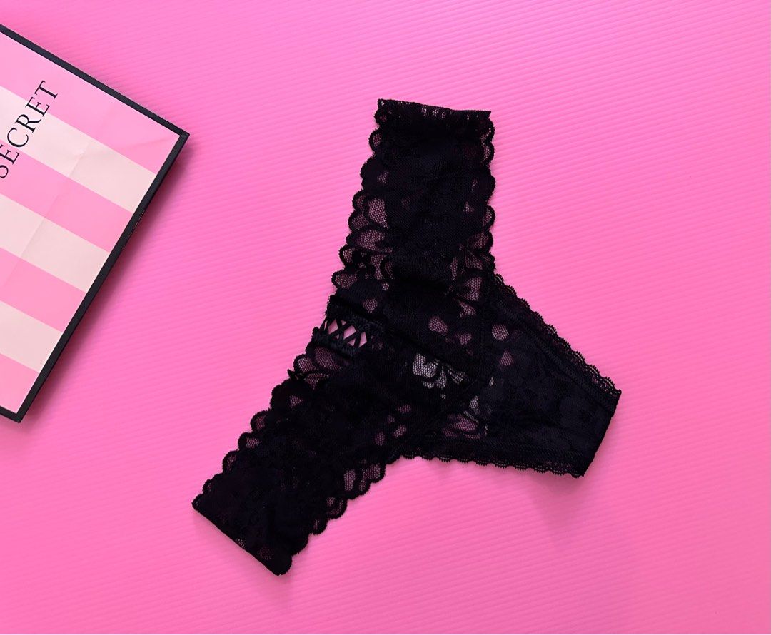 Victoria's Secret Black Lace Thong Panty, Women's Fashion, New  Undergarments & Loungewear on Carousell