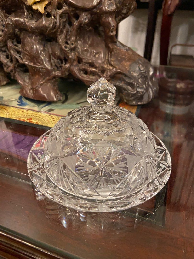 vintage crystal butter dish with lid, Hobbies & Toys, Memorabilia