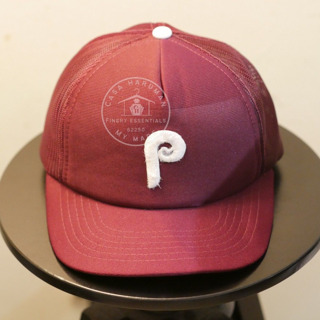 Vintage Youngan MLB Philadelphia Phillies Trucker Cap Men s