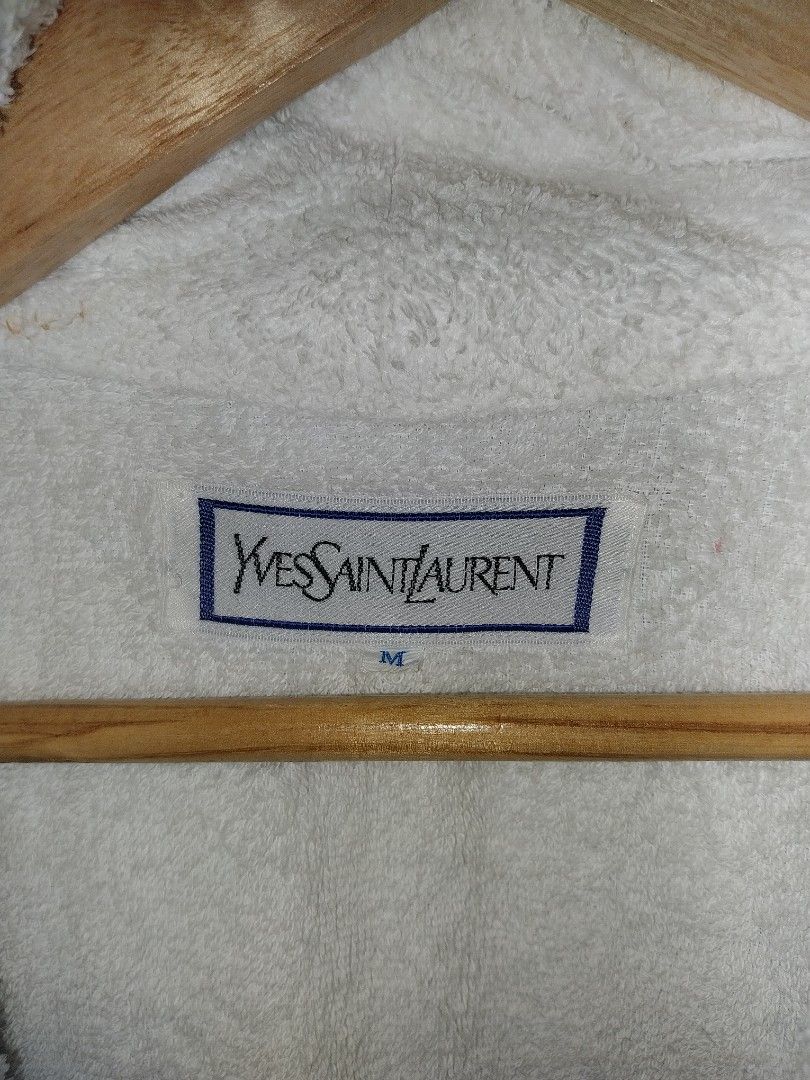 Vintage YSL bathrobe (Category: Activewear) located in Caloocan City. Submitted by rodjean0814-25739 (Listing ID 1244226687, Image 3). Description: excellent-as new with some stains with pockets medium on tag.