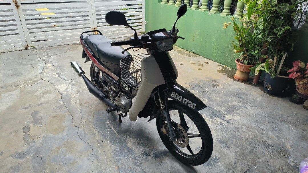 Yamaha 110, Motorbikes on Carousell
