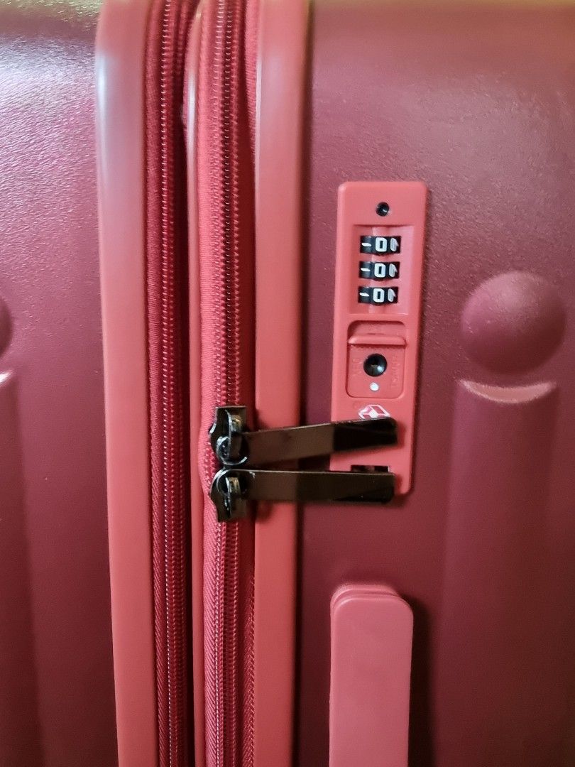 Smart polo shop luggage lock