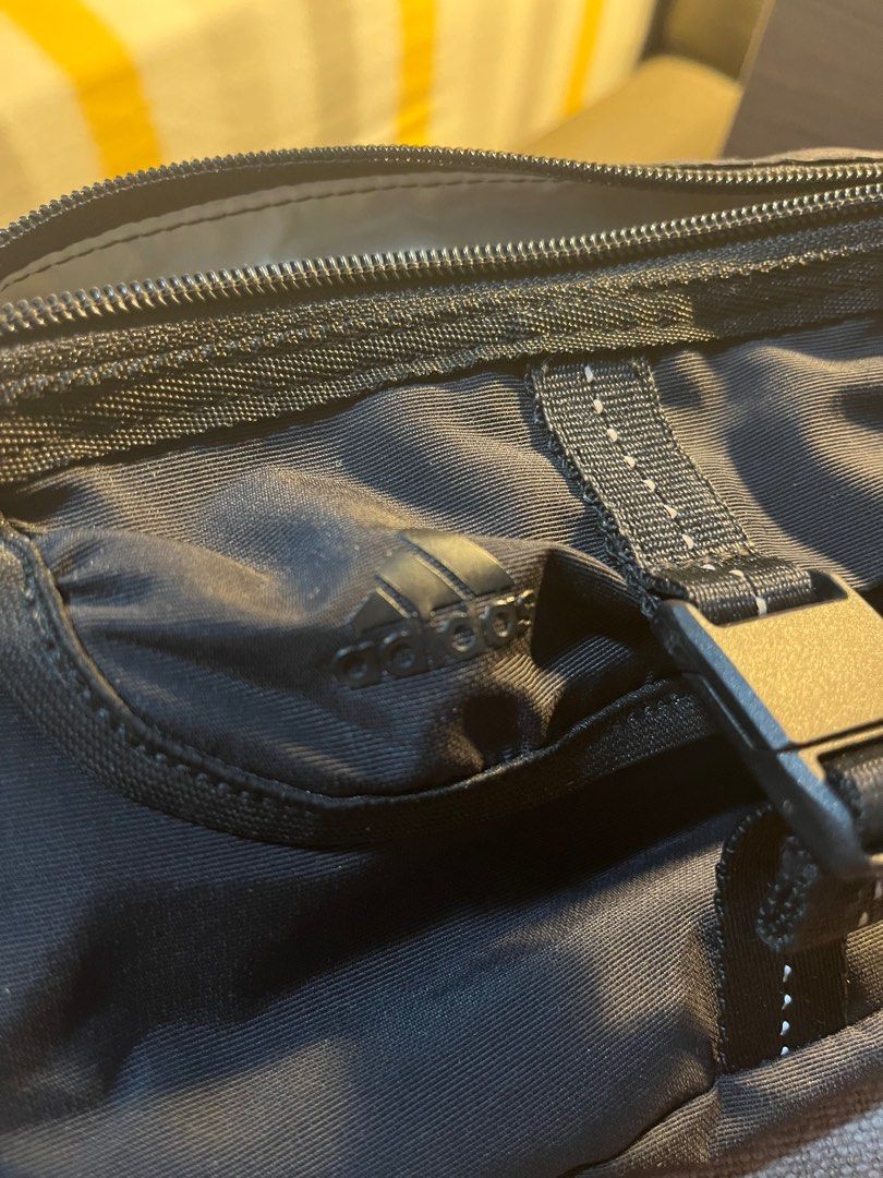 Adidas waist bag (Category: Sling Bags) located in Quezon City. Submitted by migsxdeclutterproject (Listing ID 1244436703, Image 2). Description: Rfs: decluttering Original/authentic No issues.