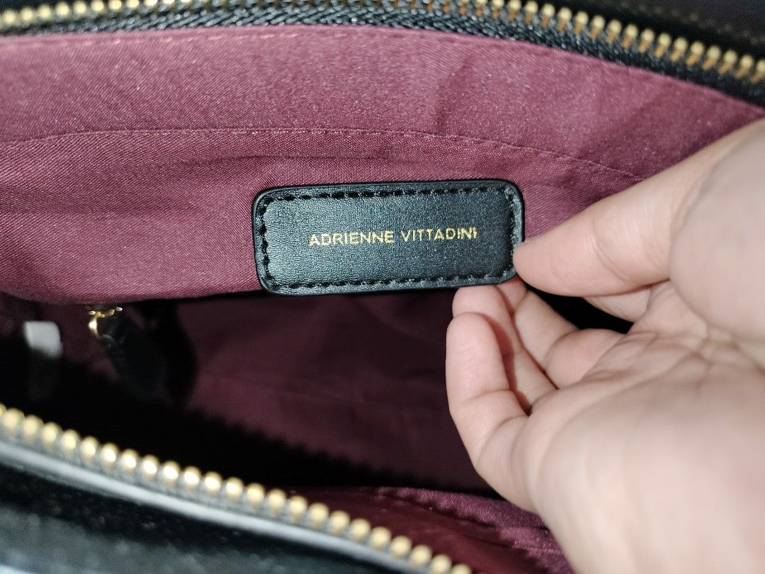 Adrienne vittadini sale large tote
