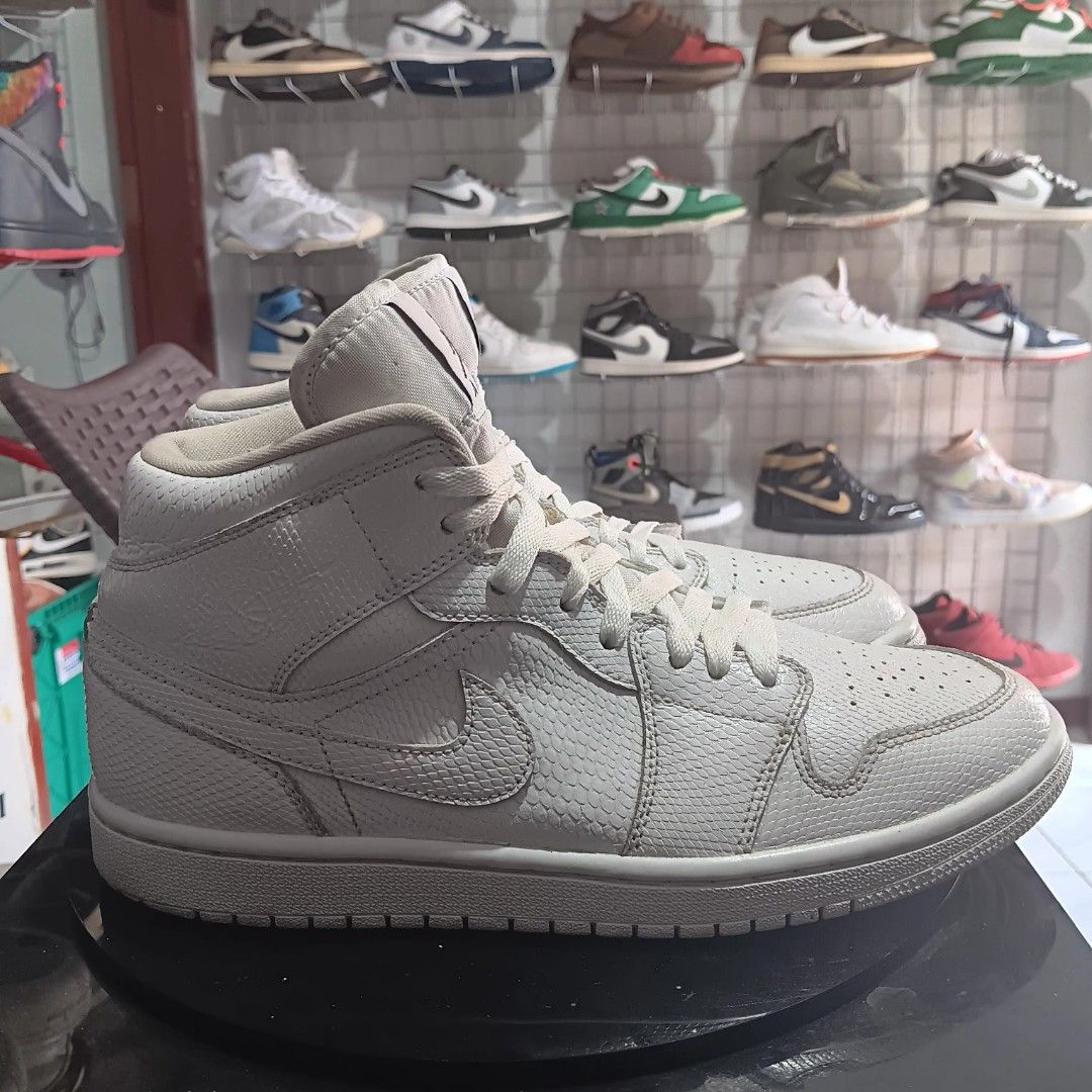 Nike jordan mid white Clearance