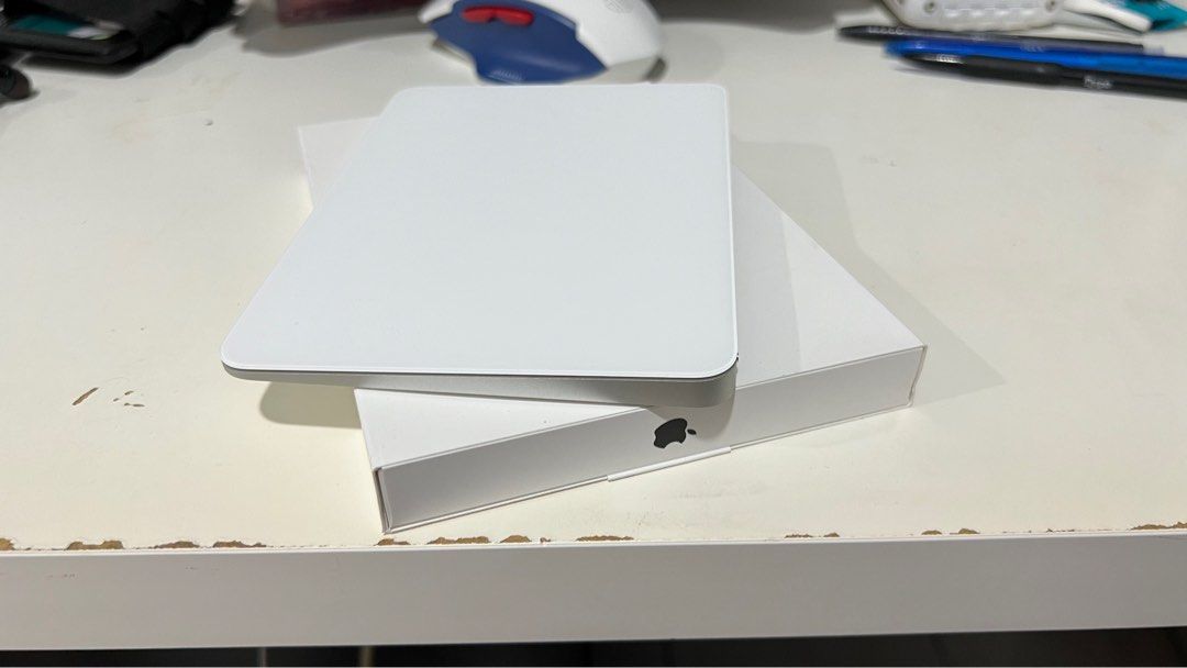 Apple Magic Trackpad v2 | MK2D3ZA/A, Computers & Tech, Parts