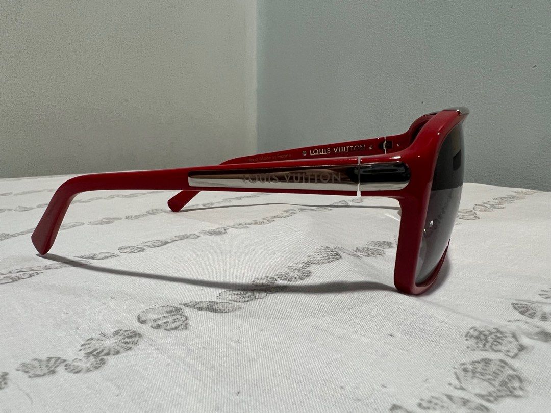 Louis Vuitton Red/Black Gradient Z0286W Evidence Sunglasses