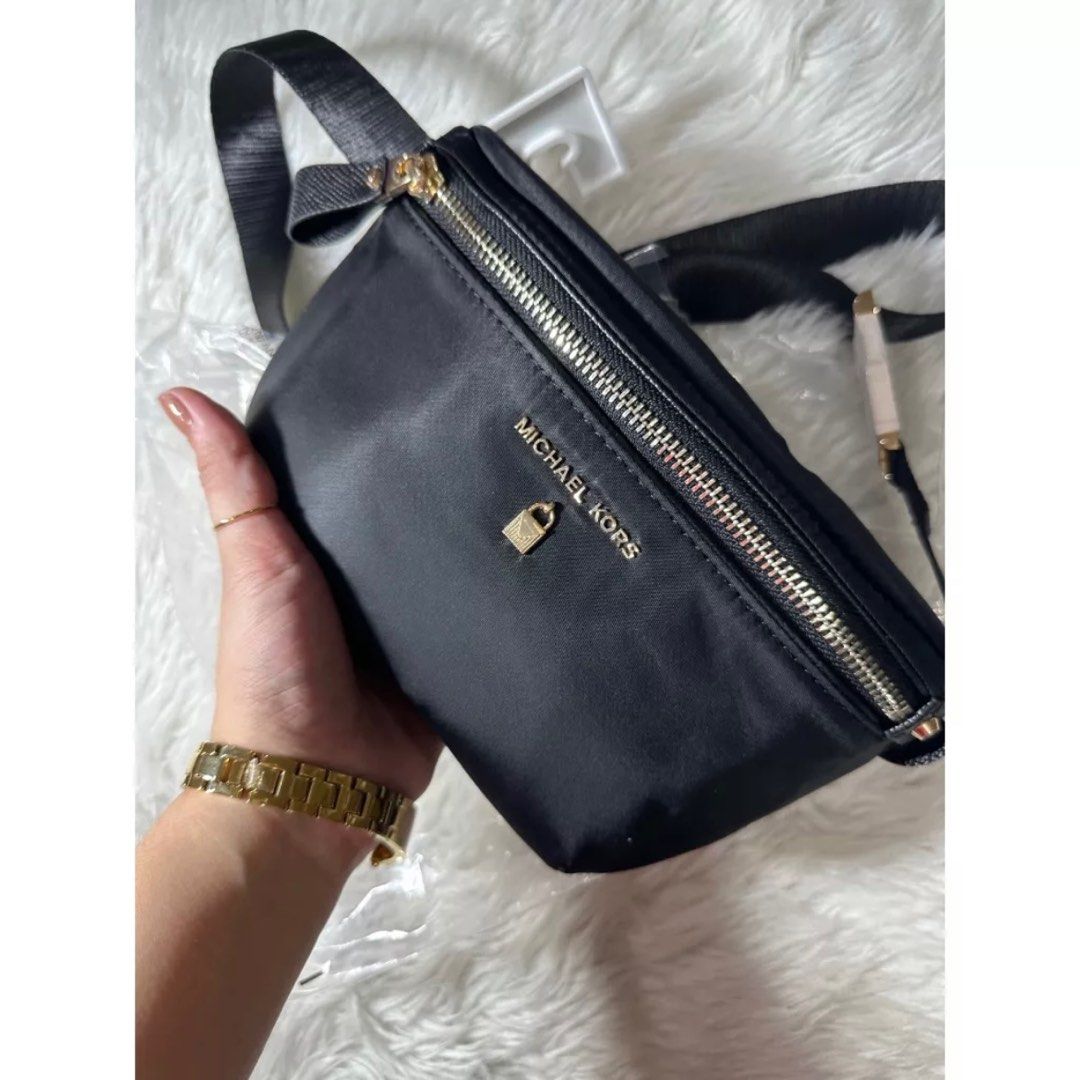 Michael kors hot sale nylon fanny pack