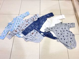 Baby cloth uniqlo 60 (0-5month)
