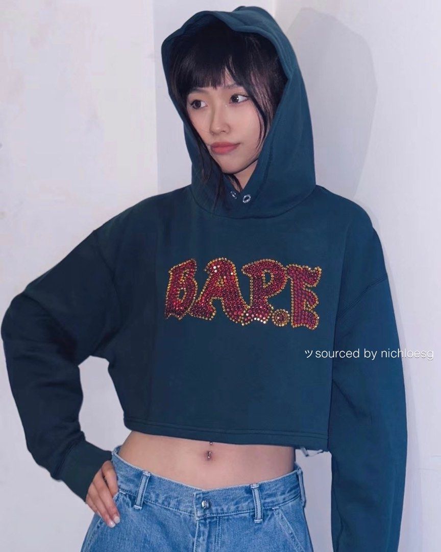 BAPE CRYSTAL STONE BAPE CROPPED PULLOVER HOODIE
