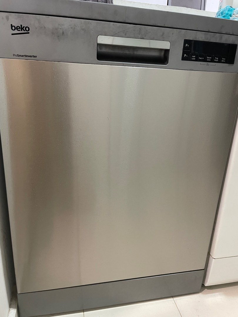 Beko dishwasher Model DFN28J21X urgent sale, TV & Home Appliances