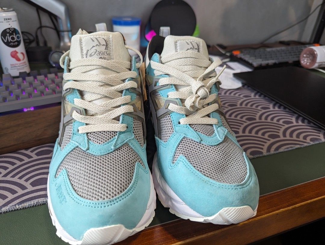 PRICE DROP ASICS X Awake Kayano 21 US10.5 Men s Fashion