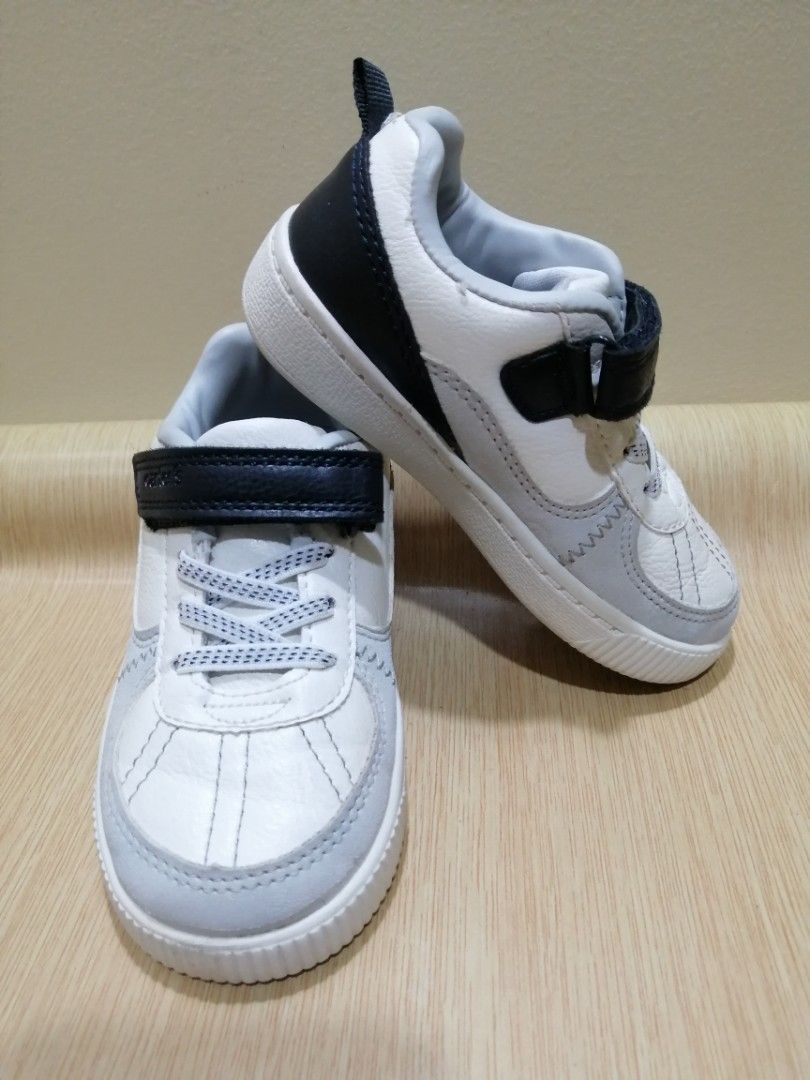 Carters boys sneakers hotsell